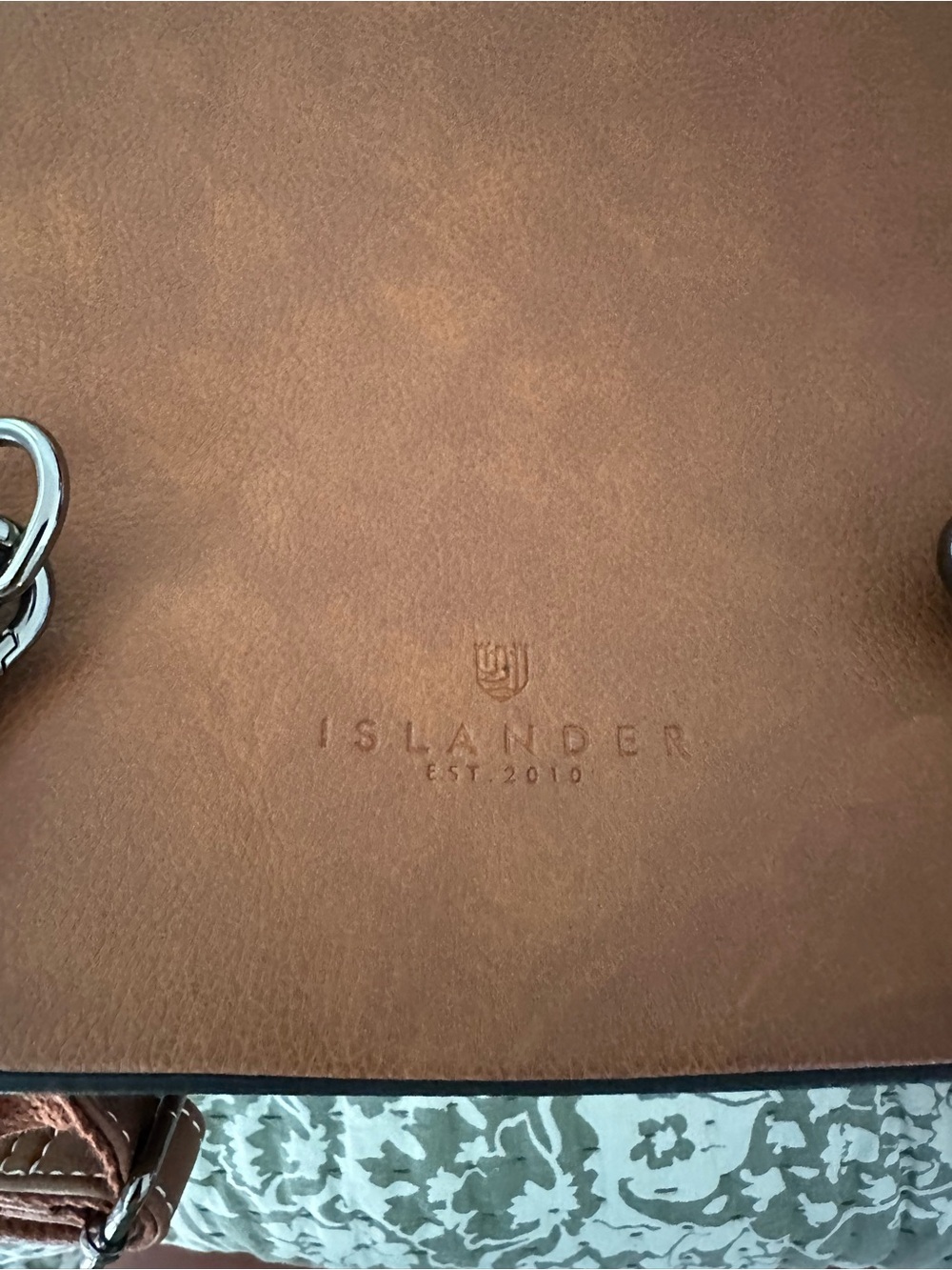 Islander Bag - Picture 3 of 7